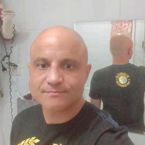 Tomasz jestem facetem który szuka kobiety lubiącej sex