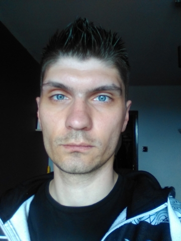 Chętnej na miłe online rozmowy i zabawy