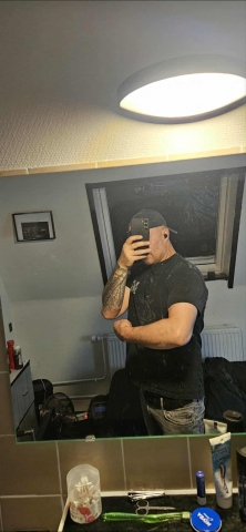 Witam szukam kobiety lub pary ja 193cm 92kg baran numer buta 47 sprzęt