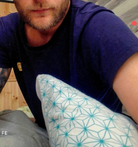 Poszukuję kogoś na spędzanie miłych chwil ?