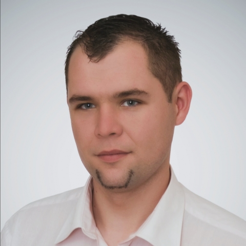 Dyskretny pozna chętną panią