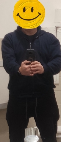 Wolny ,starszy szuka dyskretnej znajomości na dłuzej.