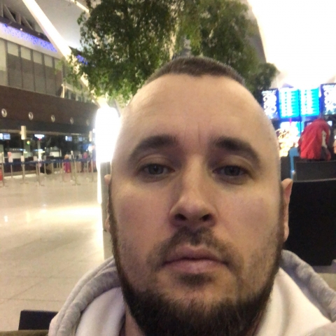 Szukam panią do związku bądź do znajomości :) mam piękne mieszkanko
