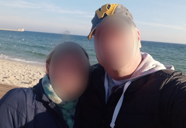 Para szuka realnej pani bi lub pary do stworzenia miłej relacji