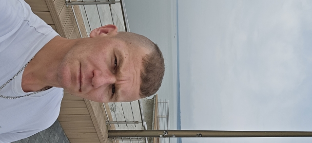 Dopieszczę domasuje gotowy na wszystko