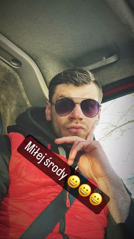 Miły facet pozna kobietę otwarty na każdą propzycje