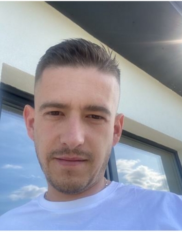Szukam dyskretnej