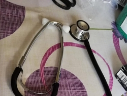 Poznam młodą bez doświadczenia, ciekawą wrażeń (nieśmiałą,wstydliwą)