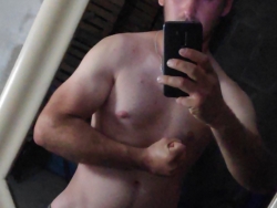 Parka szuka pani lub pary