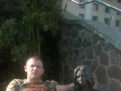 Normalny , prawdziwy , konkretny
