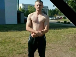 Młody przystojniak