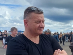 Doświadczony uległy, na serio.
