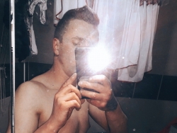 Dyskretne spotkanie z chętna kochanką.