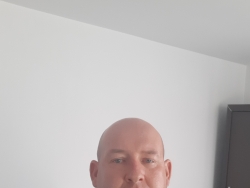 Poznam. panią na początek miło by było się poznać i zaprzyjaźnić