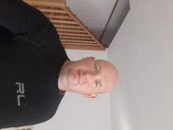 Poznam. panią na początek miło by było się poznać i zaprzyjaźnić